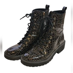 Womens Black Guess Combat Lace Up Moto Boots Lug Sole Zipper Size 9 Gold Accent
